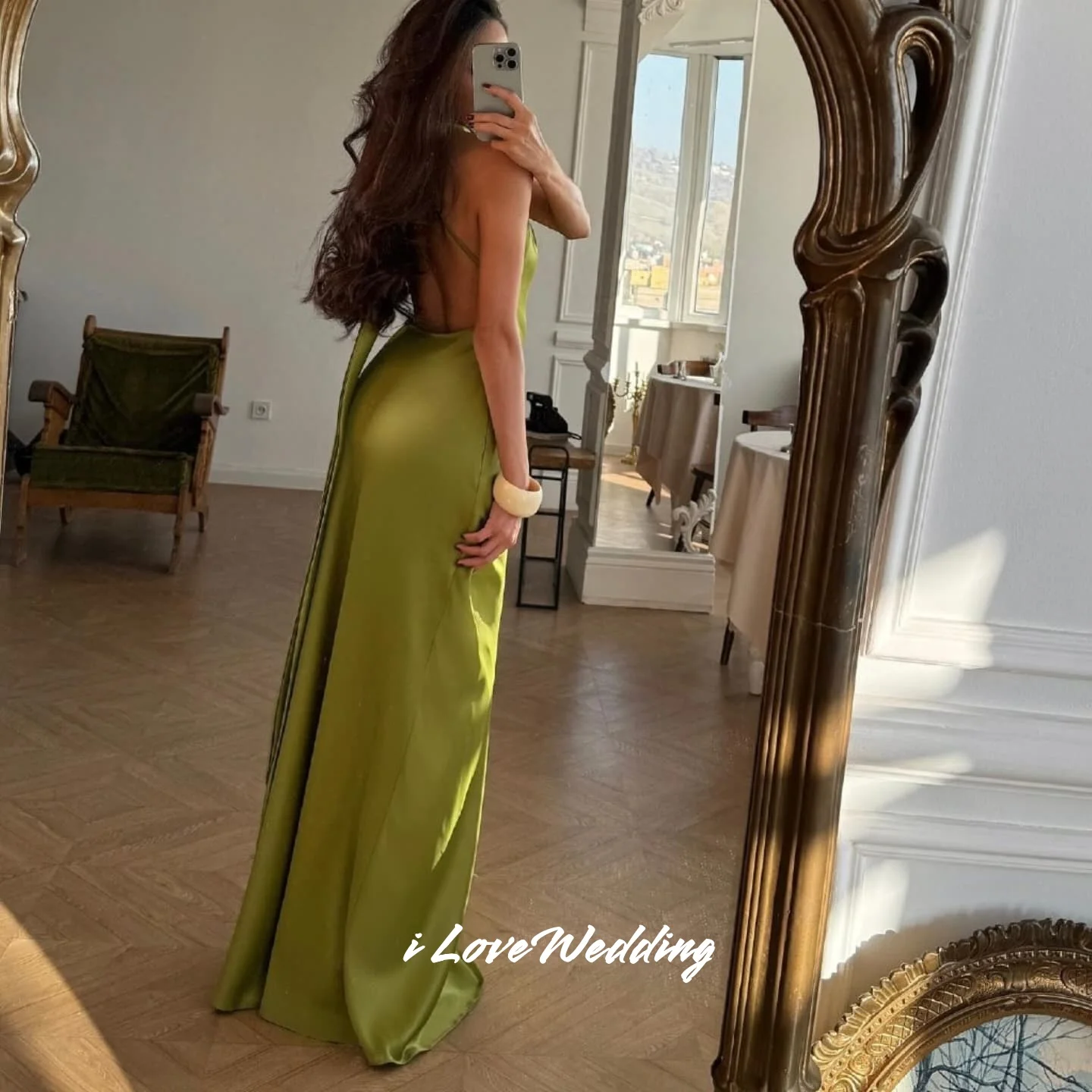 Abiti da sera con scollo all'americana verde 2025 Abiti da ballo a pieghe a sirena senza maniche senza schienale Abiti da festa di nozze lunghi fino al pavimento personalizzati