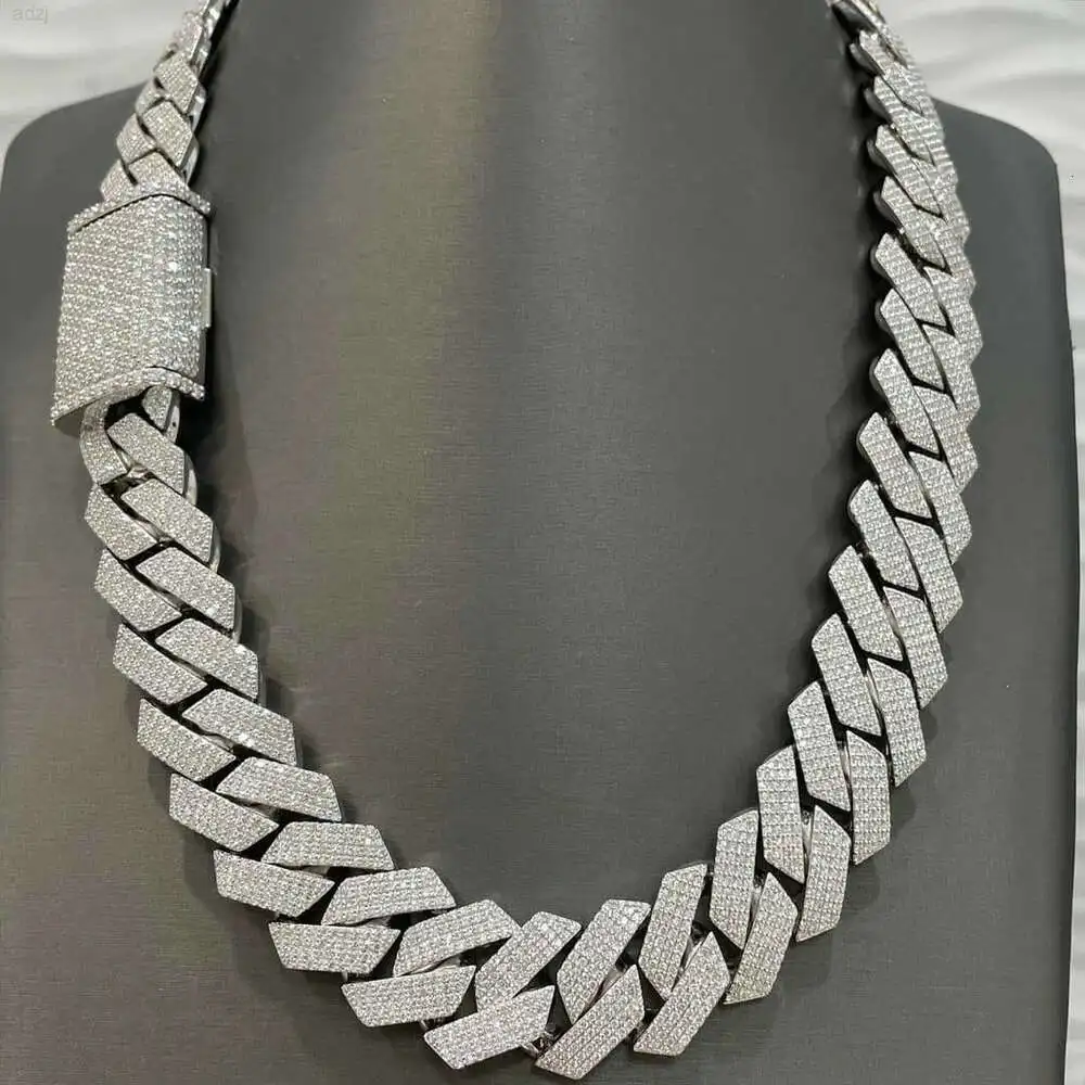 

White Gold Wide Chain Necklace Heavy Chain for Rappers Moissanite Diamond Cuban Link Chain Jewelry