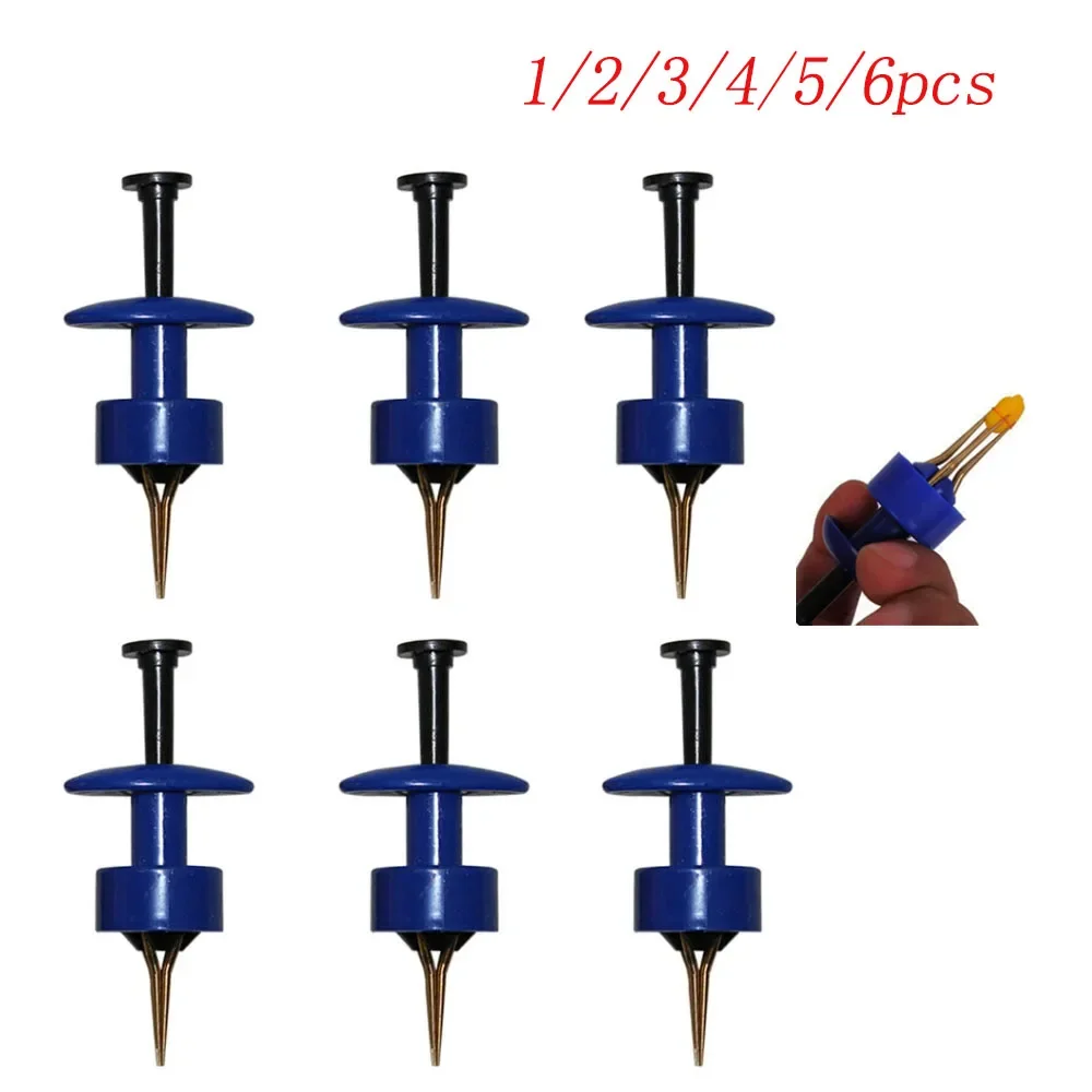 ポータブルブラッドワームクリップ、コイ釣り餌、ミミズマグネット、輪ゴム付きクリップ、釣りルアー、コイ釣り道具ツール、1〜6個