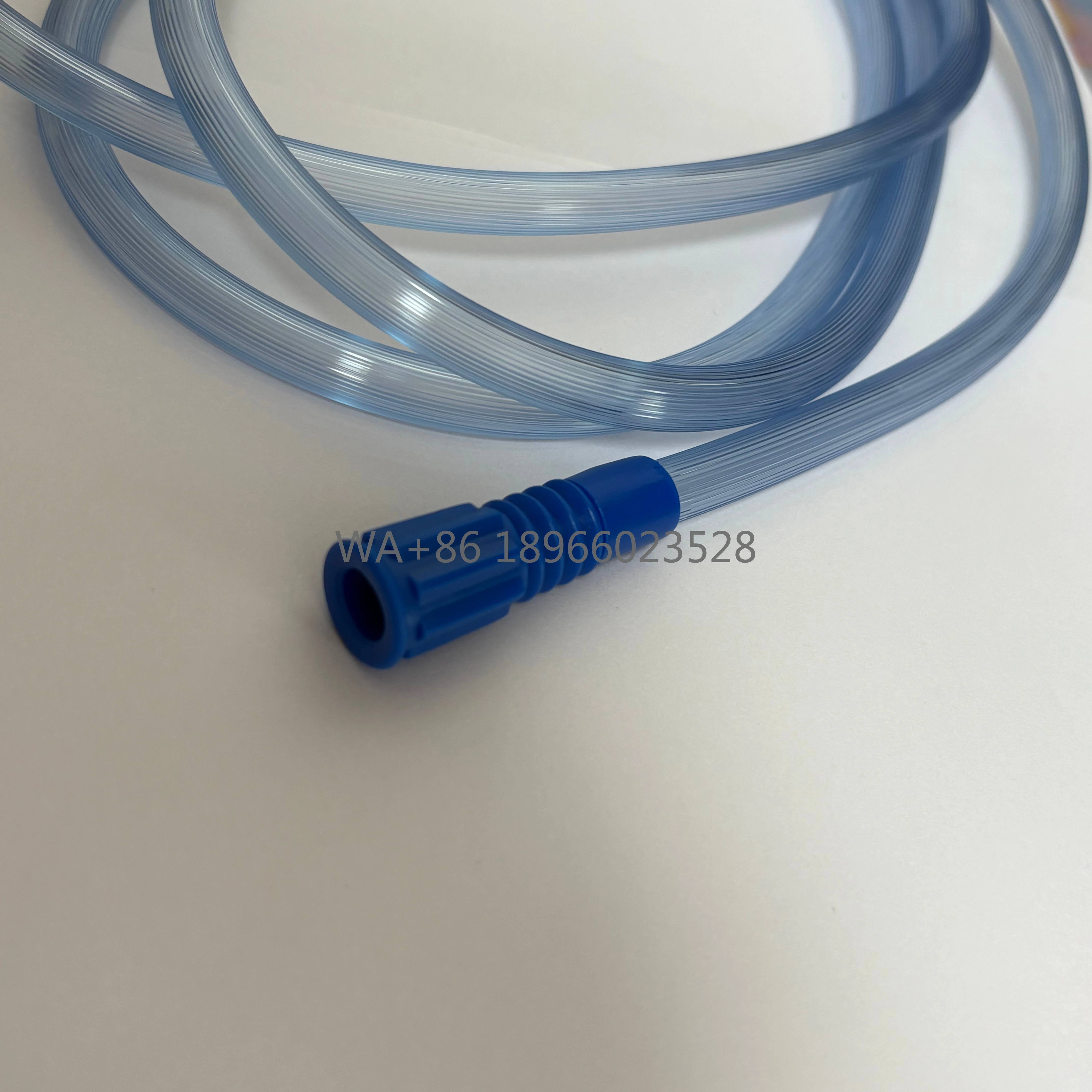tube-de-connexion-a-aspiration-sterilise-a-l'oxyde-d'ethylene-jetable-pour-usage-medical-en-promotion