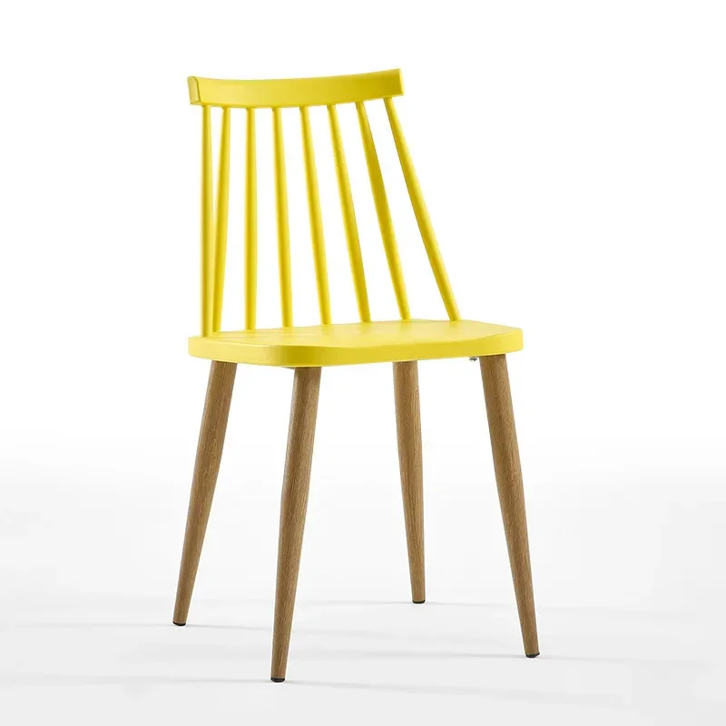 

/Wholesale Cheap Sillas De Comedor Dining Room Furniture Wood Leg Restaurant Pp Kitchen Plastic Dining Chairs