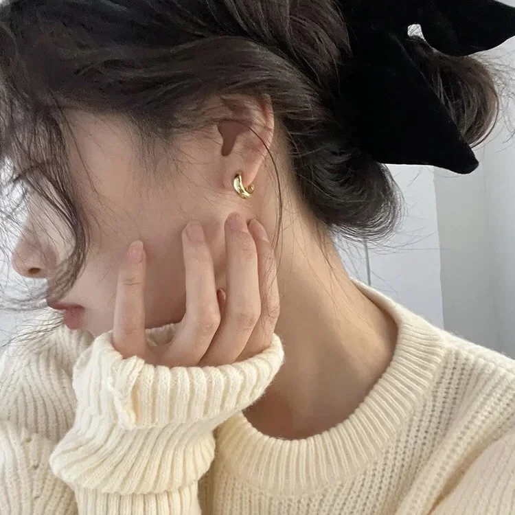 2022 Hot Sale Vintage Huggie Clip on Hoop Earrings Without Piercing Cute Mosquito Coil C Shape Ear Clips for Women Jewelry Gift