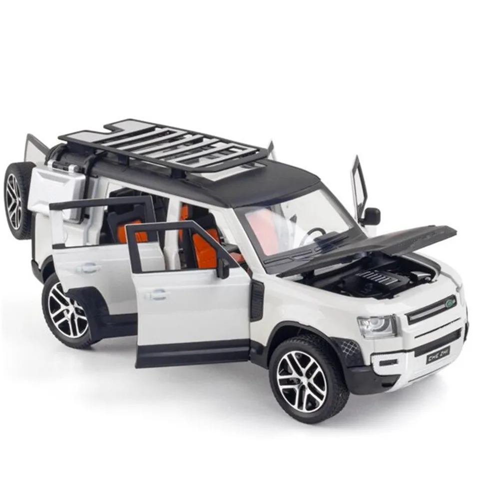 

1:24 Land Rover Range Rover SUV Alloy Model Computer Desktop Ornaments Miniatures Model Present for Childrens