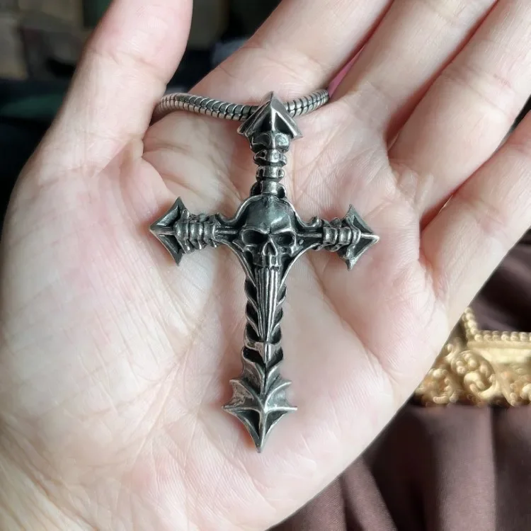 Ny Thai Silver Goth…