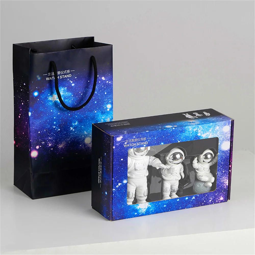 Astronaut astronaut astronaut decoration home decoration office bookcase decoration gift box packaging birthday gift