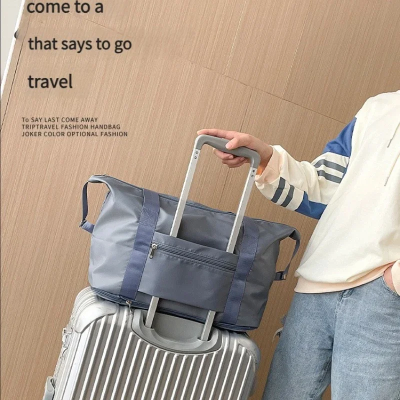 السببية على ظهره السفر اللياقة البدنية مقاوم للماء حقيبة يد أمتعة قابلة للطي في الهواء الطلق حقيبة تخزين الأمتعة فصل حقيبة اللياقة حقيبة يد