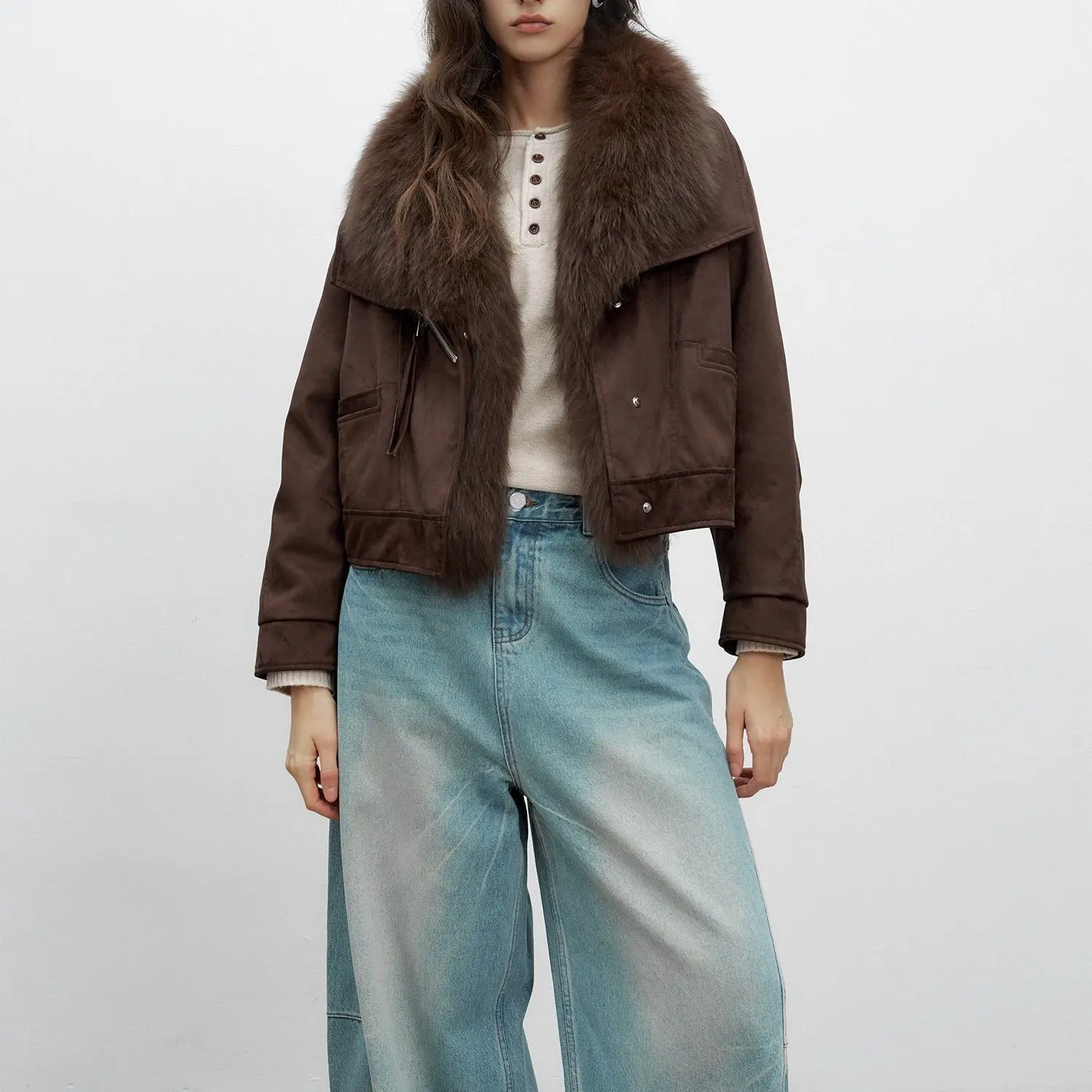 سترة نسائية شتوية جديدة لعام 2025 من الفرو المزيف سترة قصيرة من الفرو المتكامل #4