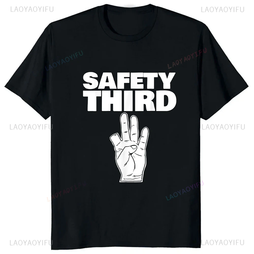 Funny Printed Missing Finger Safety Third T-Shirt Casual Fashion Streetwear Harajuku Man Tshirt Loose Hipster Y2k Breathe Tees