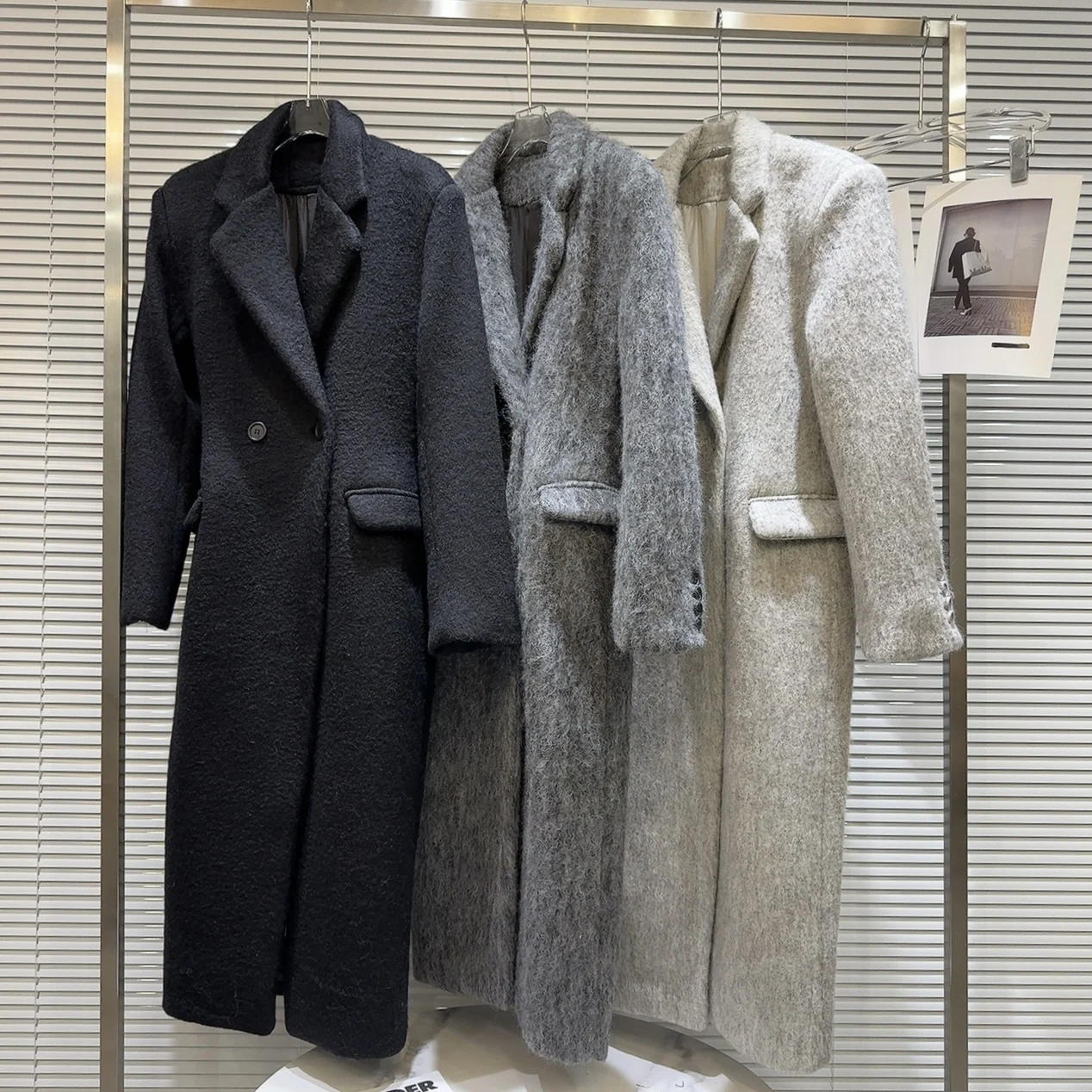 Winter 2026 New Sle Long Woolen Coat Waist-Cinching Design Unique Faionable Ele Commuter Suit Single Button Closure