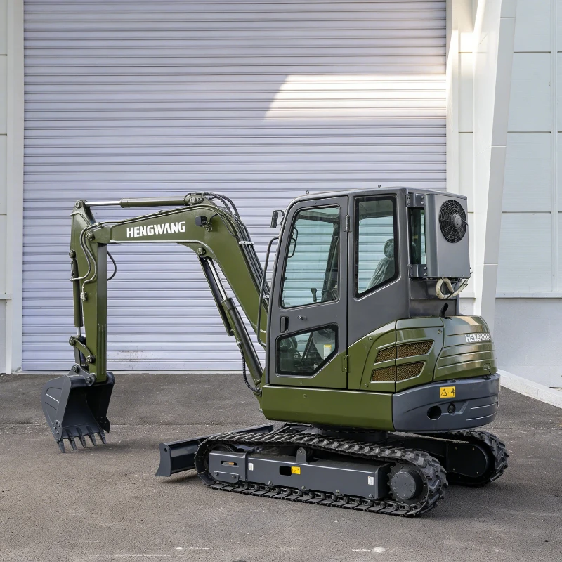 Mini Excavator 2.5 Ton EPA/CE Euro Crawler Excavator Diesel Agricultural Tractor For Home Garden Sale Customized