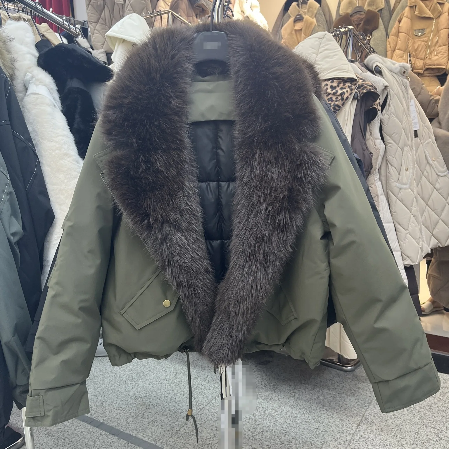 النمط الأوروبي صديقة للبيئة كبيرة الثعلب الفراء طوق سترة قطن قصيرة للنساء الكورية Ins معطف سترة فضفاض غير رسمي الخريف الشتاء