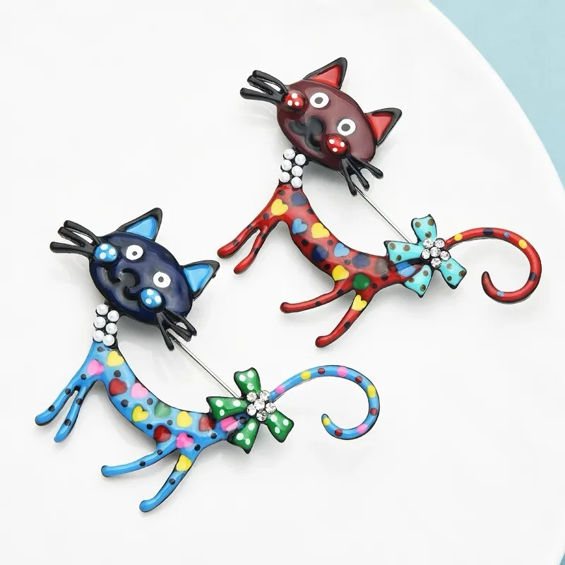 Funny Cartoon Cat Brooch For Women Fashion Enamel Pet Animal Brooches Party Casual Clothing Accessories Jewelry Gifts
