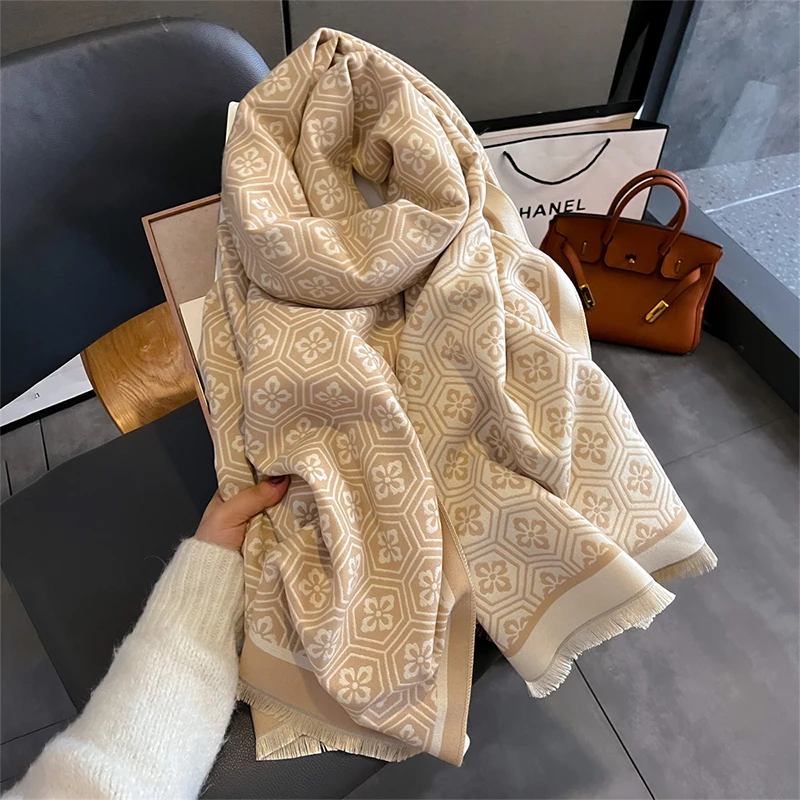 

New Winter Shawl Scarves Wrap 2025 Design Cashmere Scarf Women Warm Fashion Pashmina Femal Poncho Neckerchief Echarpe Bandana