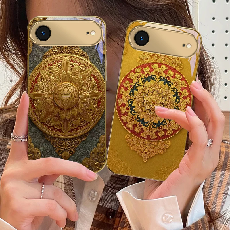 

Yellow chrysanthemums For IPhone 17Pro Max 16 17 Pro 15 Pro 14 13 Plus 12 Mini 11Pro Max XR 16E 17Air Golden glass phone case