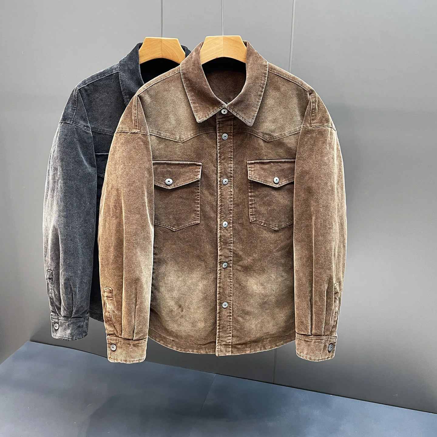 

Men's Lightweight Corduroy down Jacket Vintage Reversed Collar Warm Outerwear Casual Style Short Length Button Closure