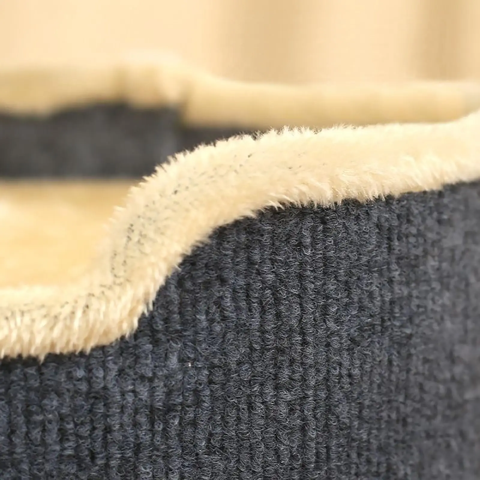 لعبة كهف للقطط مكونة من طبقتين للقطط الداخلية، لعبة معلقة على شكل منزل قطط مستطيلة في الداخل #5