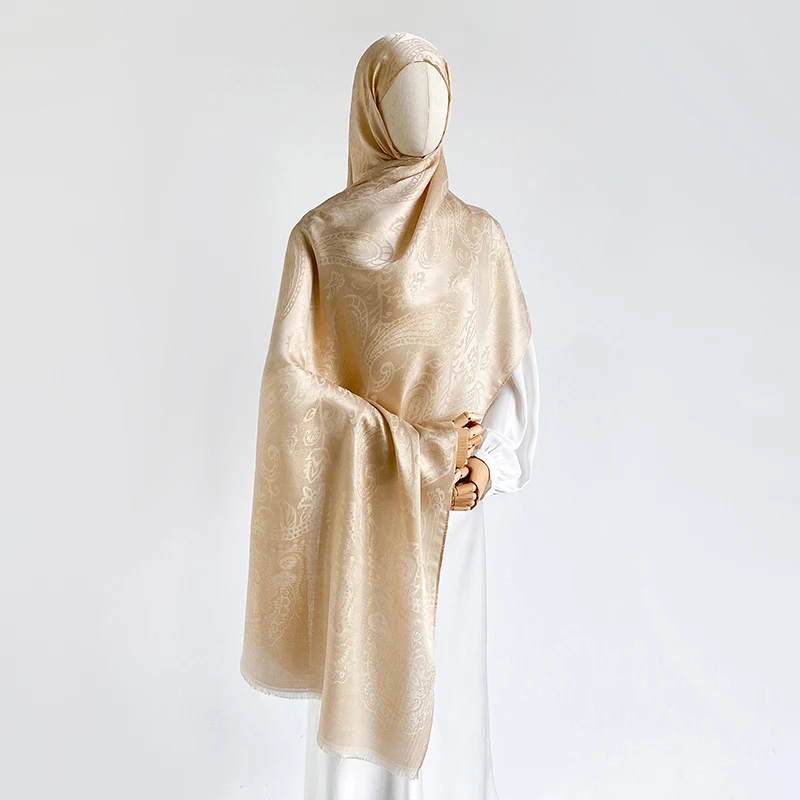 

70x180cm Women Muslim Hijab Paisley Jacquard Scarf Winter Warm Lady High Quality Wraps Shawls Headband Islamic Scarves Ramadan