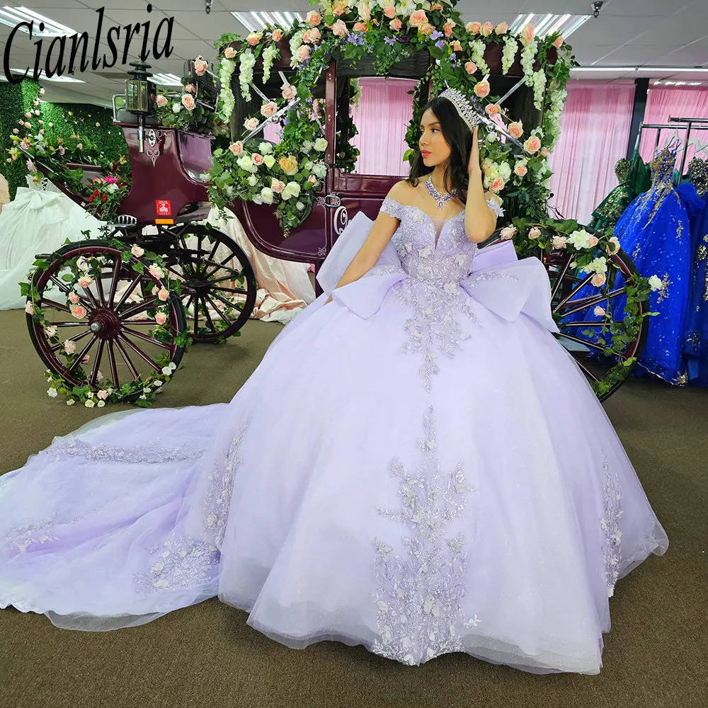 

Сиреневое платье Quinceanera с открытыми плечами и оборками, бальное платье с аппликацией, кружево Sweet 15 Años, мексиканское индивидуальное платье