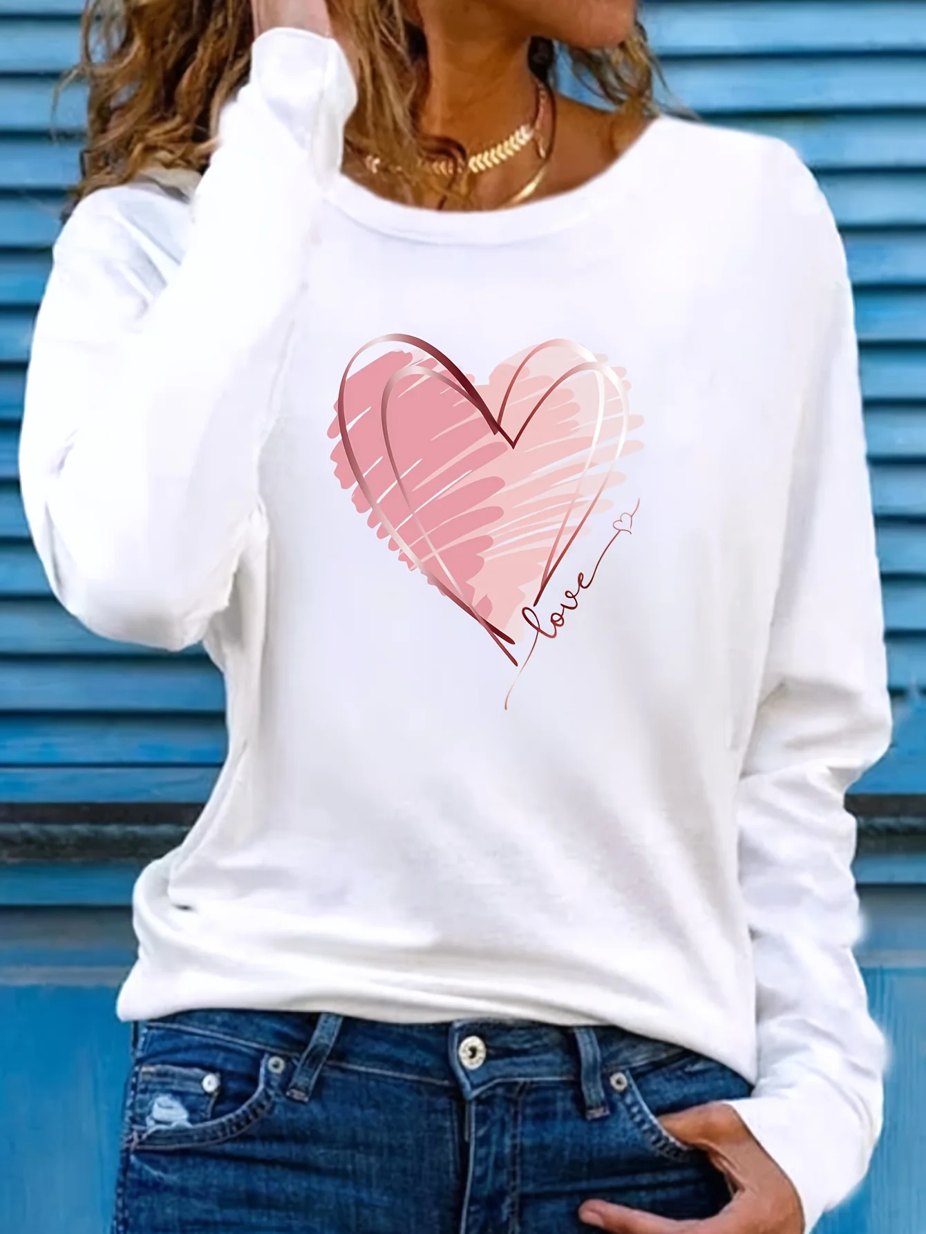 Heart Love Print Crew Neck T shirt Casual Autumn winter top women\'s long sleeved T-shirt loose comfortable black  white