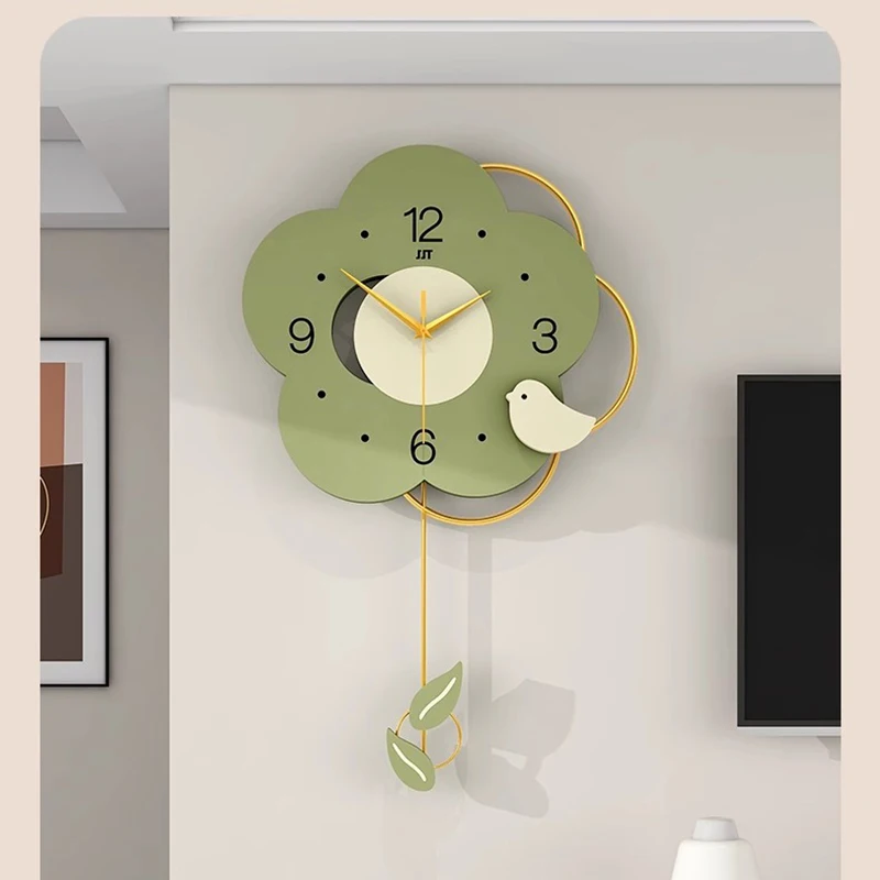 Trending Decorative Wall Clock Modern Luxury Silent Quartz Clock for Living Room Dining Room Home Kitchen Decor