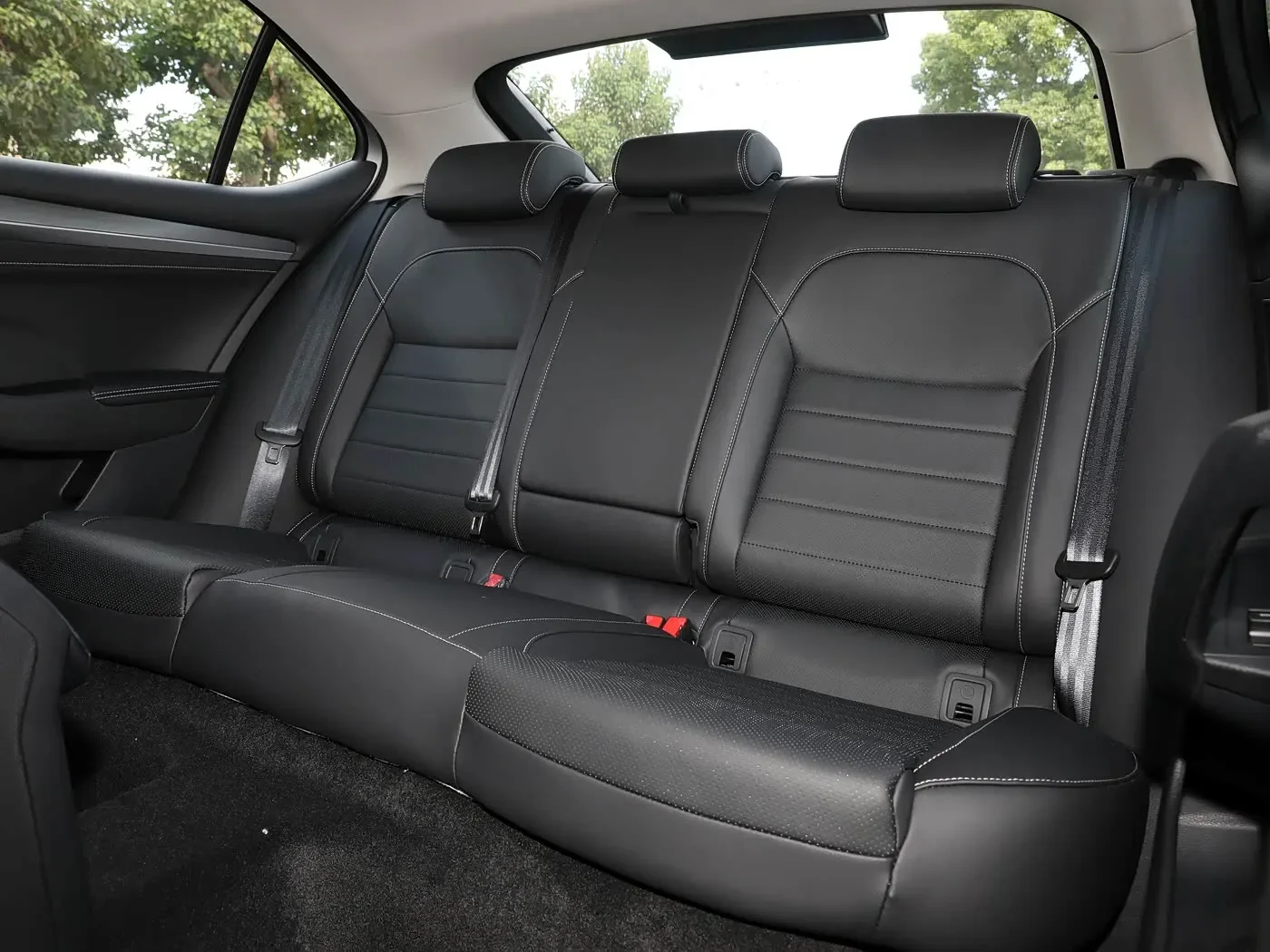 Spezieller Autositzbezug für Skoda Superb 2019 2020 2021 2022 2023 2024 2025 PU-Leder Sitzkissen-Schutz Autositzbezüge – Detail 4
