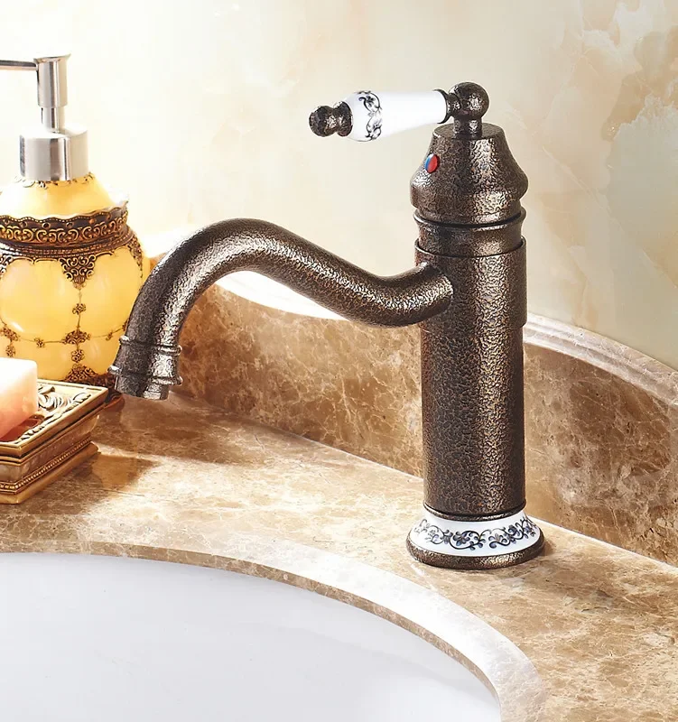 

European creative basin faucet kitchen faucet pay a simple under counter basin faucet print handle