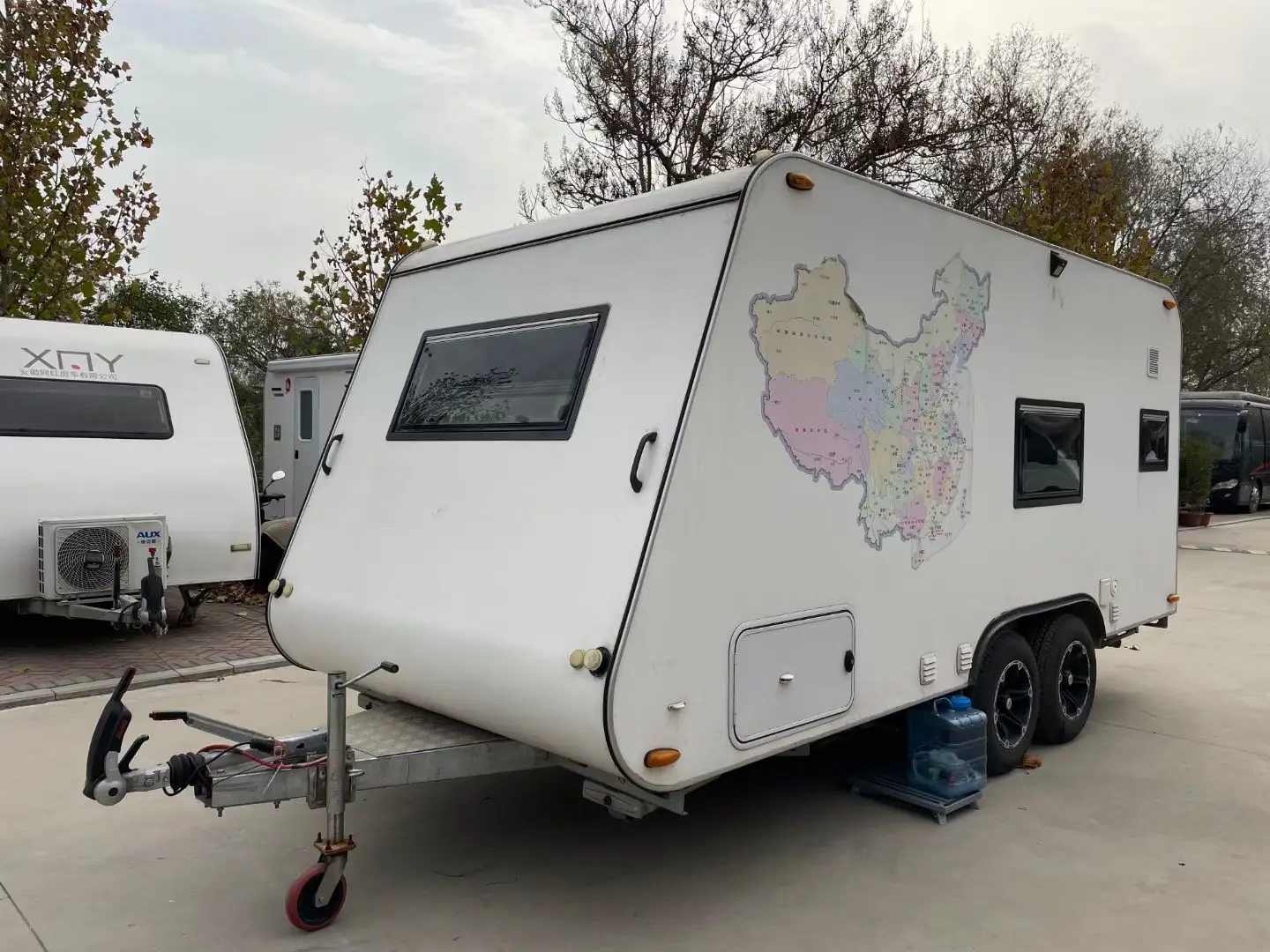 

Custom Rv Motorhome Body Truck 4x4 iveco Expedition Truck Camper Aluminum Pickup Camper for Truck