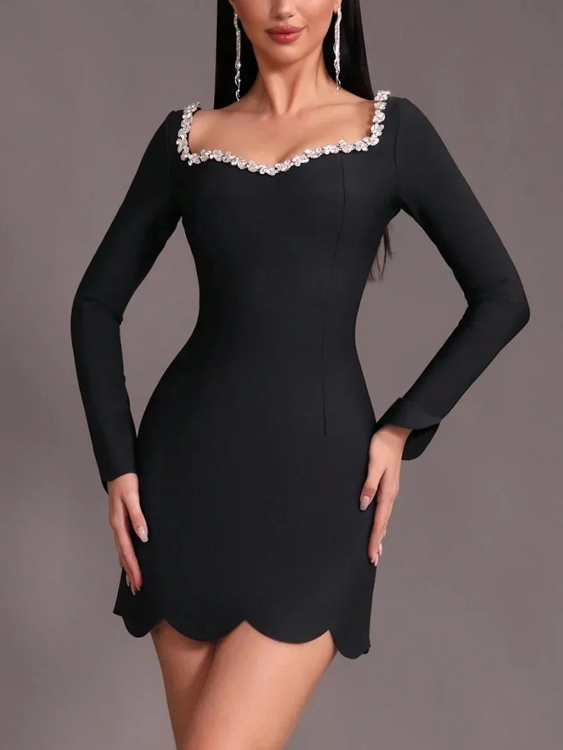 

Customized Modern Style Jersey Rhinestone A-line V-neck Mini Dresses Bespoke Occasion Dresses Fashion Elegant Sizes Available