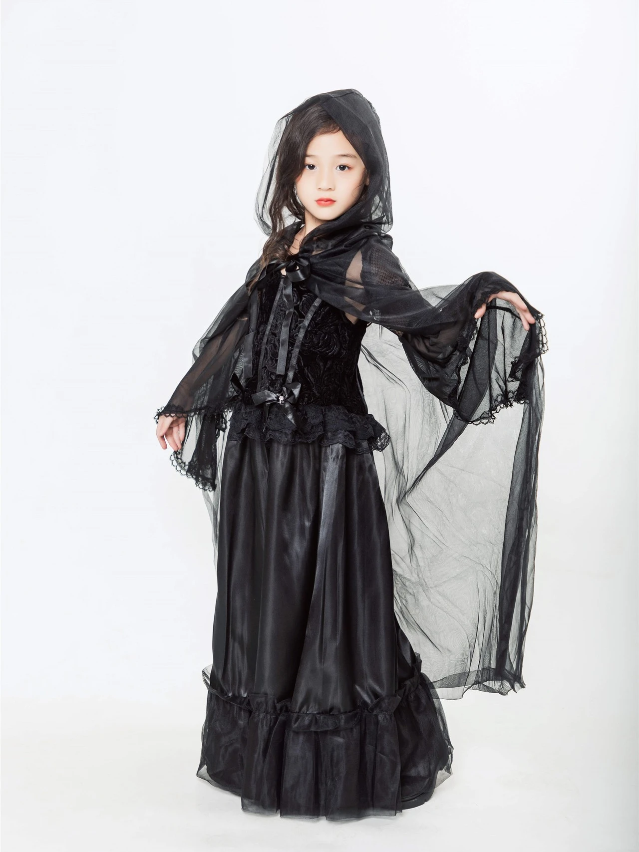 ハロウィン 女性用 コスプレ ダークウィッチ ヴァンパイア 修道女 子供 大人 ブラック チュール ロングドレス ゴシックスタイル ポリエステル素材