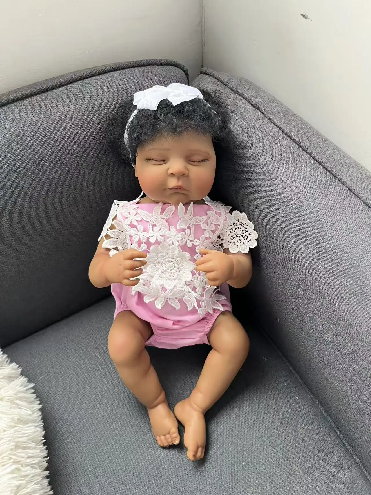 48 سنتيمتر تولد من جديد الخوخ سيليكون دمية طفل في الجلد الداكن مع شعر أسود مجعد الأفريقي الأمريكية دمى طفل لعبة مقاومة للماء بيبي تولد من جديد #2