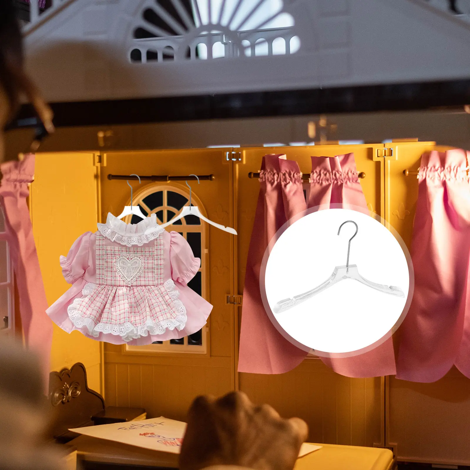 

5Pcs Sleek Mini Clothes Hangers Metal and Plastic Blend for Dollhouse Furnishings Small Space Storage Solutions Mini Home Decor