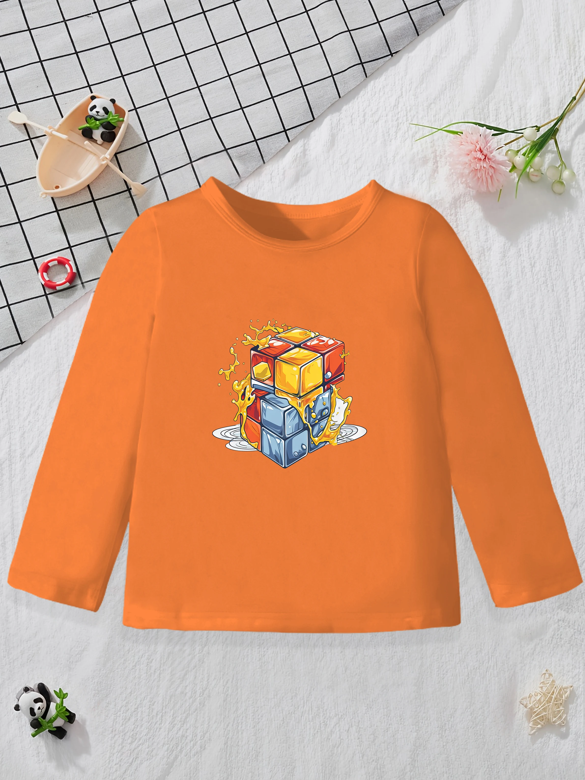 

1 шт.: Осенний повседневный базовый слой для мальчиков с рисунком волшебного куба