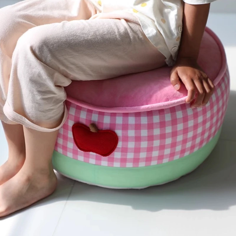 

BenchFabric Soft Footstool, Shoe Changing Stool, Cute Children's Room Stool, Detachable Cream Style Room Decoration Furniture