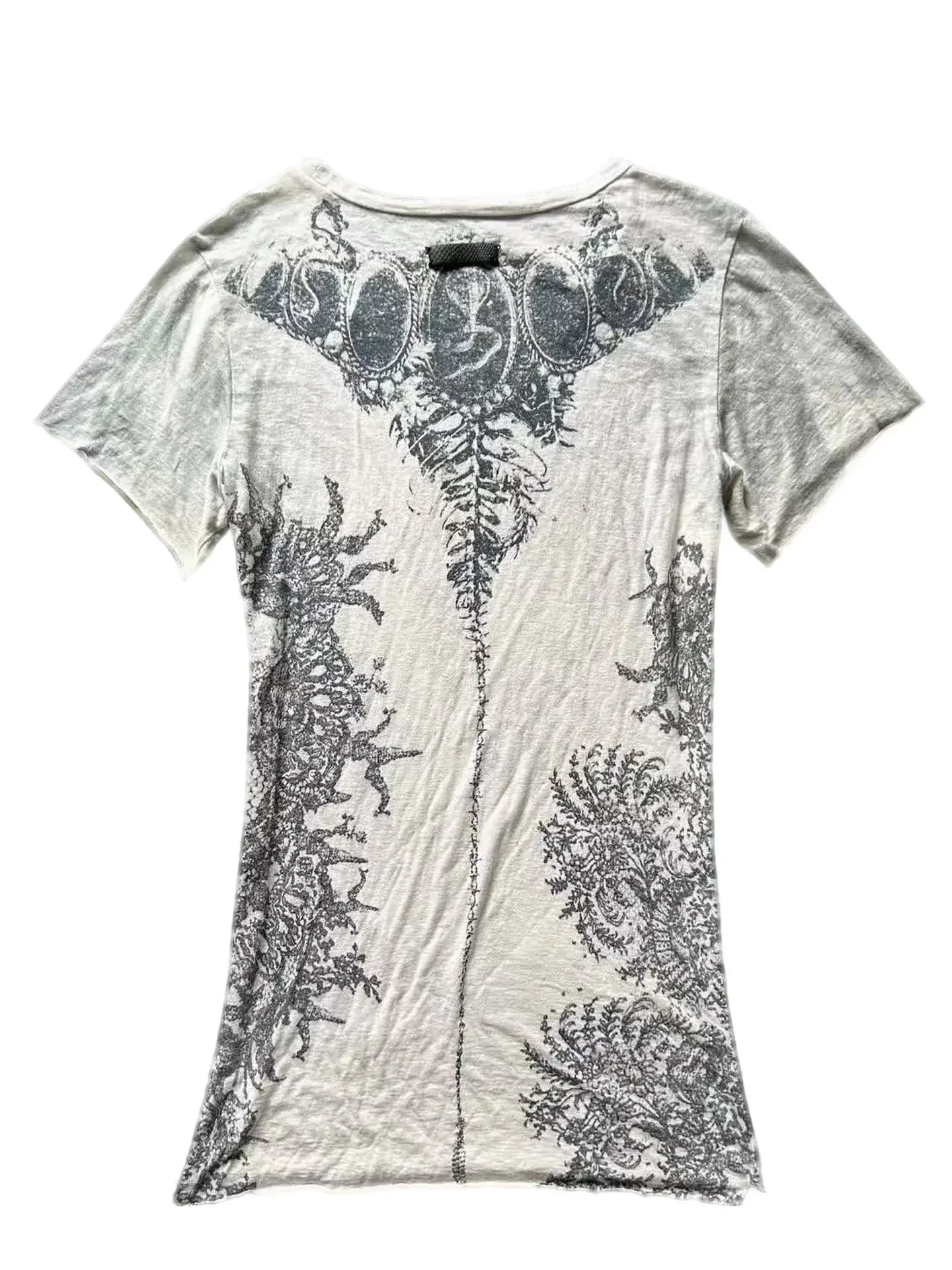 Ifsixwasnine Visual Skull Feather Print Short Sleeve T-Shirt