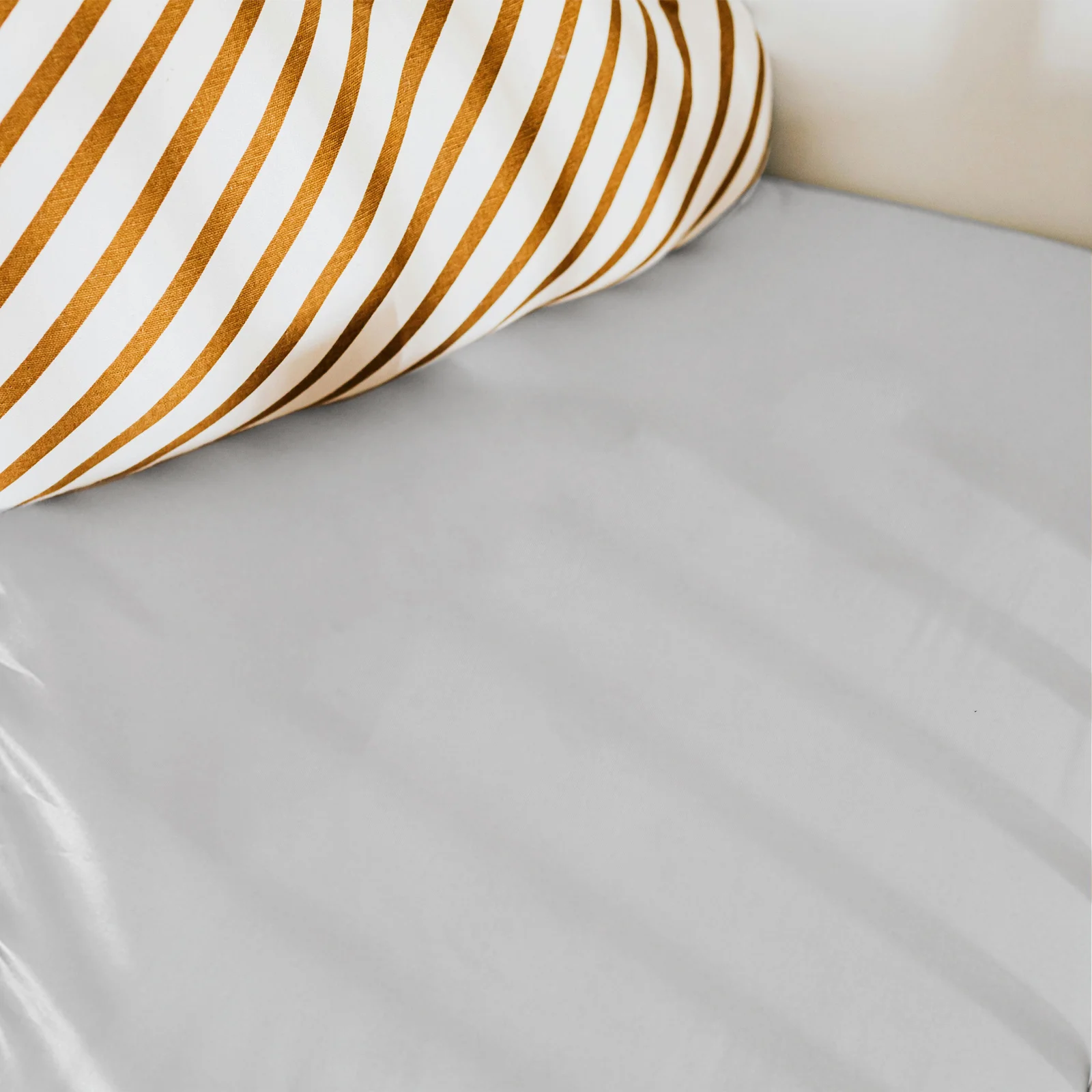 2 قطعة سرير الطفل ستوكات غطاء مرتبة تنفس المجهزة ملاءات ل طفل سرير المتسكع محايد لينة الفراش رعاية الرضع