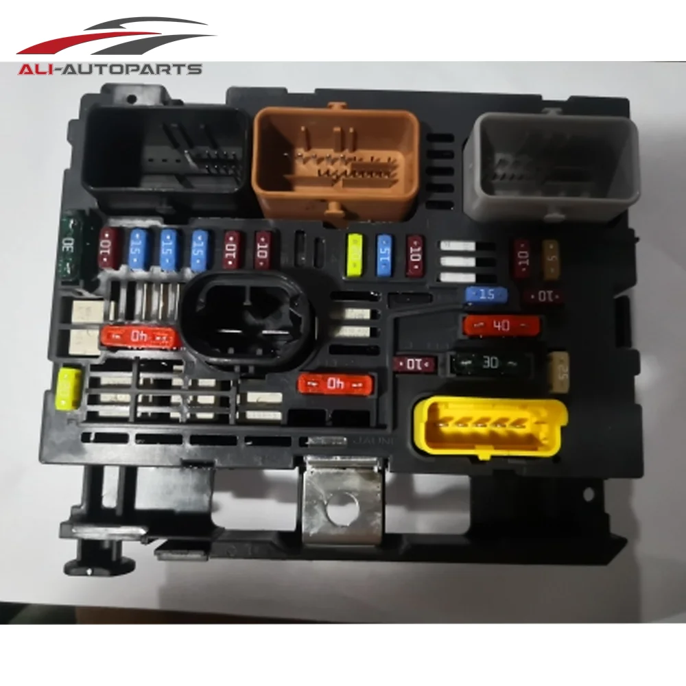 

bsm 9807028680 unit Fuse Box For Citroen Berlingo C4 C8 Peugeot Partner 308