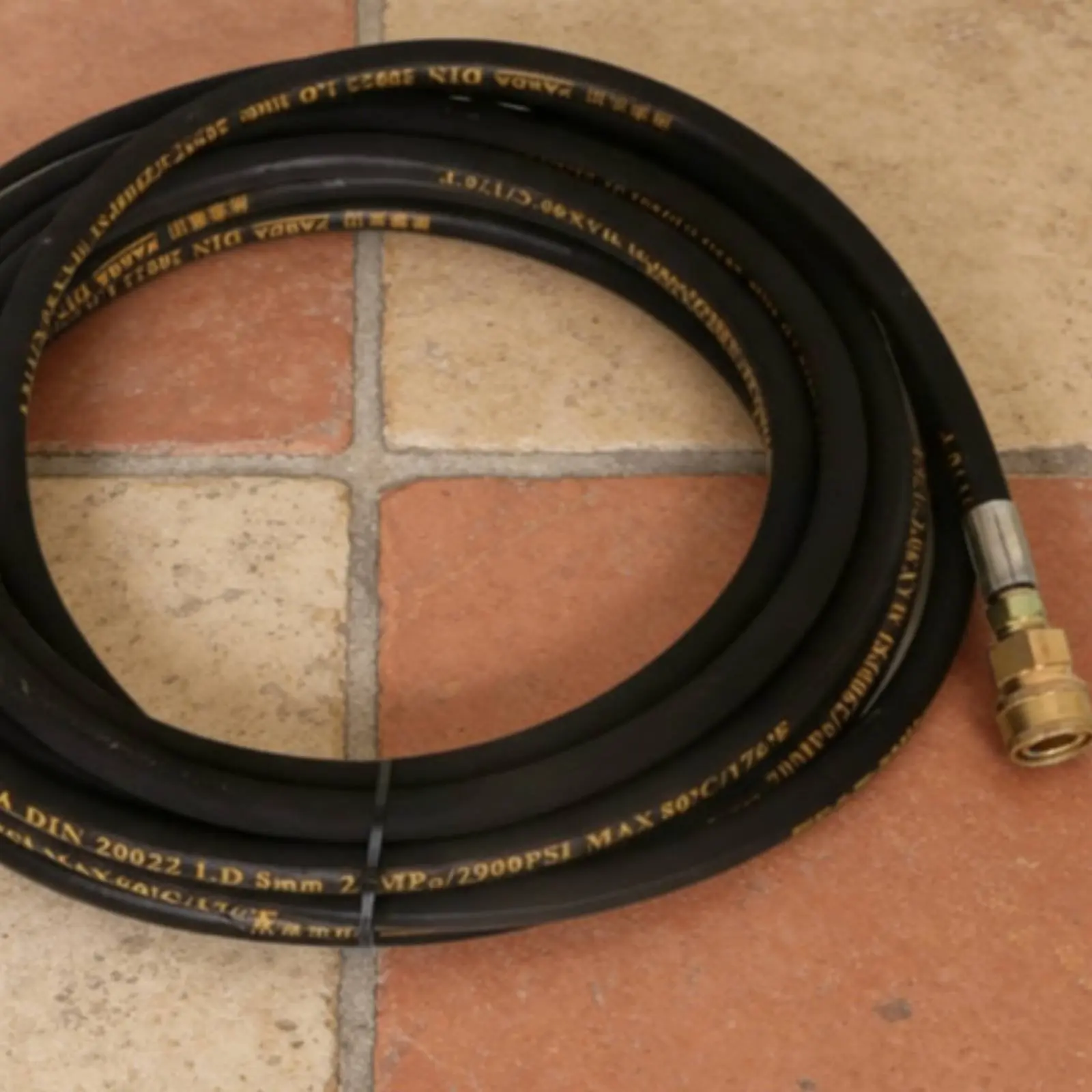 

10 Meter High Pressure Hose Long-Lasting Steel Wire Reinforced Hose Cleaning Equipment Part Hot and Cold Water Compatible