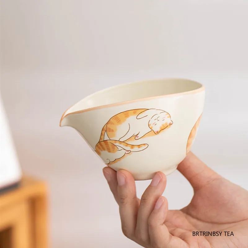 

140ml Chinese Cute Cat Pattern Fair Cup Tea Infusers Handmade Ceramic Teacup Household Travel Personal Tea Set Accessories