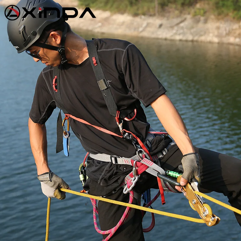 Outdoor Rock Comfortable Climbing Harness Multifunctional Fully Adjustable SRT Downhill Xinda Safety Belt