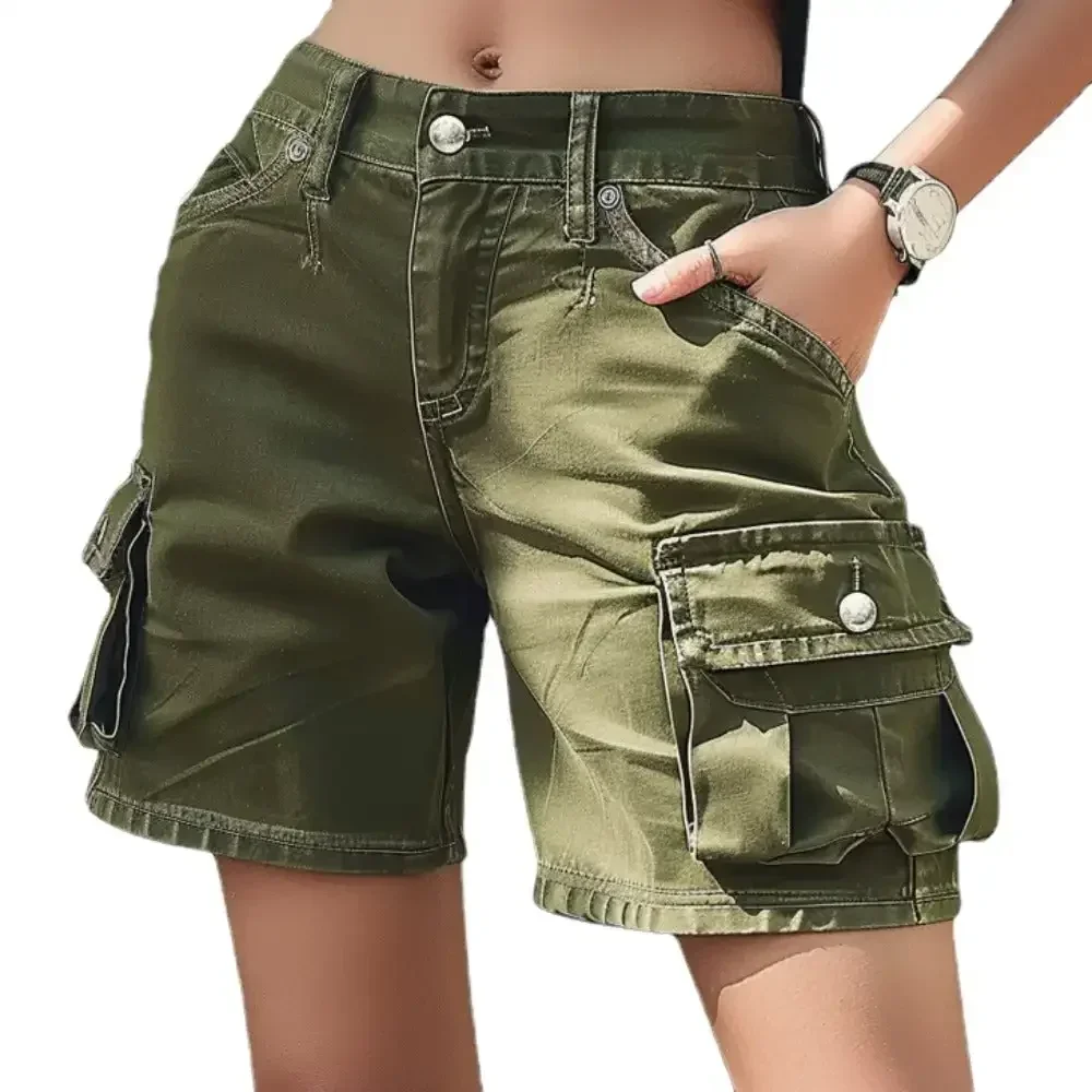 

Women Low-Rise Cargo Shorts