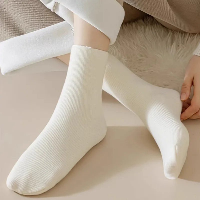 Thumbnail 3 - #39 Best Thermal Winter Socks to Buy In 2026