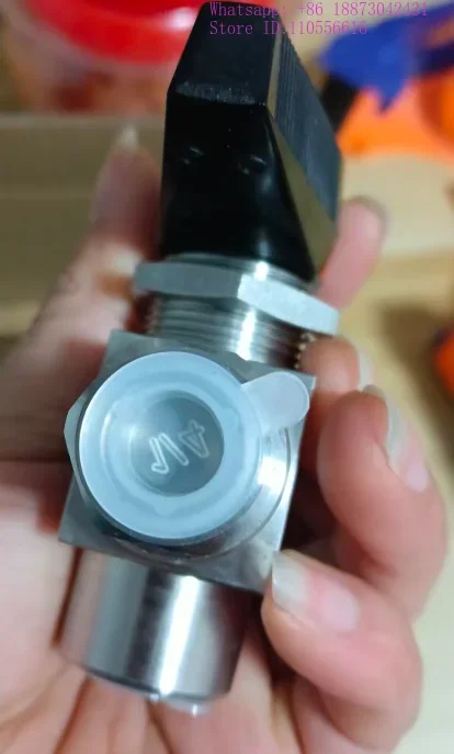 Natural gas filling station accessories CNG three-way gun valve, two-position three-way gas gun valve 83F-1/4NPT 1PCS