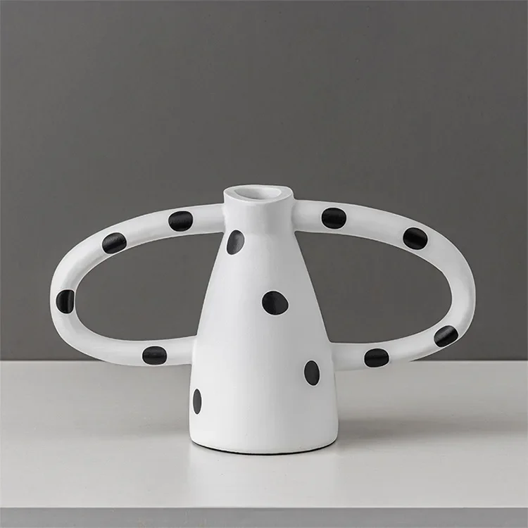 

ceramic vase Black and white spots Wave point Flower arrangement Abstract handicraft ornaments Home Decoration
