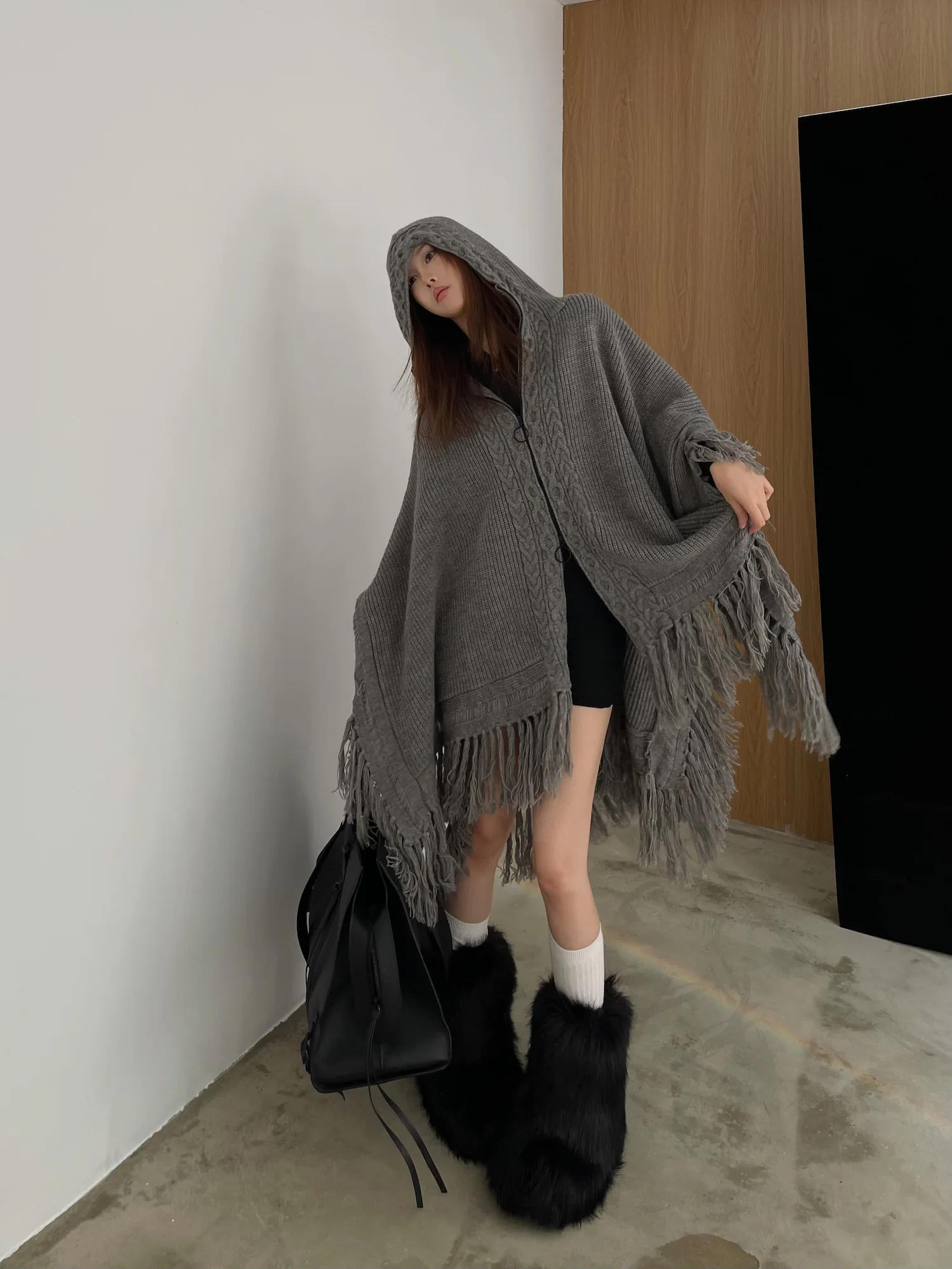 

Sermeet Women's Retro Batwing Sve Zipper Hoodie Knitted Cardigan Tassel Mid-Length Commute Sle Spring 2025