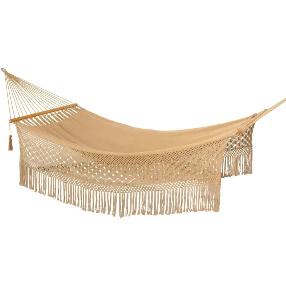 100% Handmade with Highly-Resistant Materials. Ideal for Indoor and Outdoor Spaces.