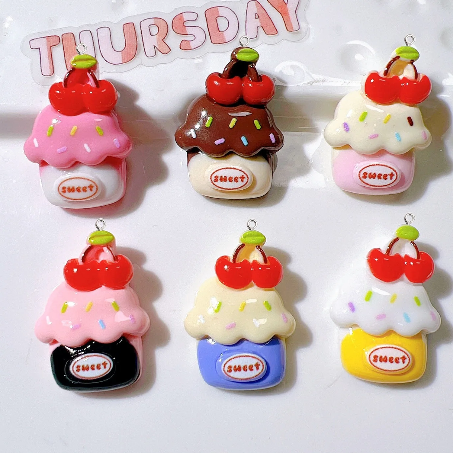 10Pcs Cute Cherry Cake Resin Charms Food Small Pendants for DIY Jewelry Making Earrings Necklace Keychain Clothing Accessories