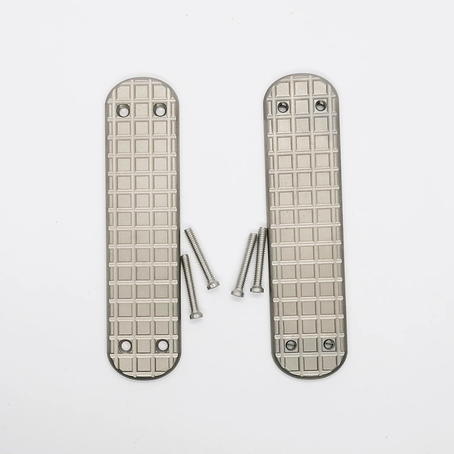 

1 Pair Titanium Alloy Modify Scales for 65mm Victorinox Swiss Army Nail Clip 580 Knife(Scales Only, Knife Not Included)