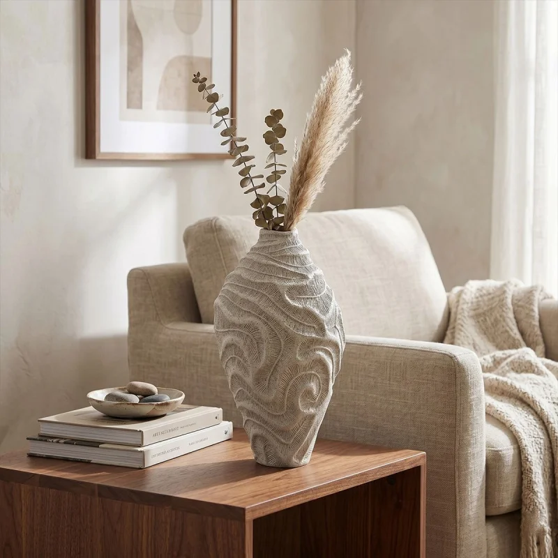 Artistic Line Texture Resin Vase Modern air-dried flower vase for living room entrance soft