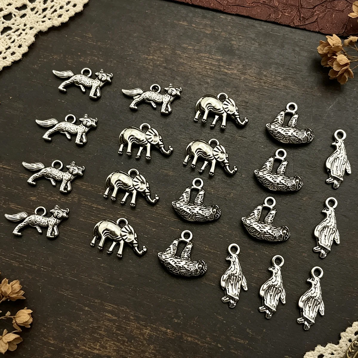 Vintage Fashion Earrings - Set da 20 pezzi di accessori