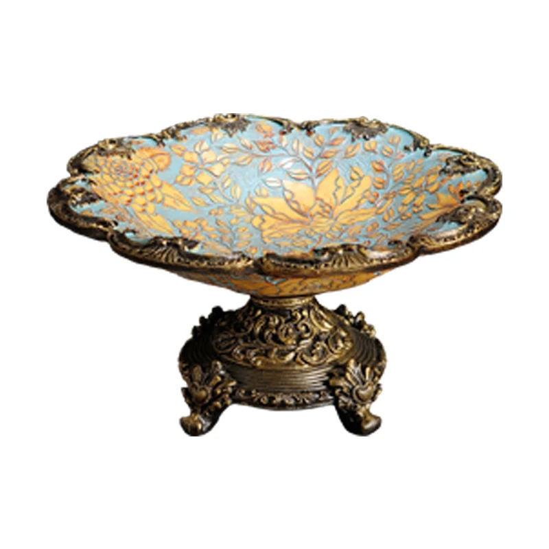 

A neoclassical large-diameter fruit plate, hand-carved effect fruit pot atmospheric retro European decorative dried fruit plate